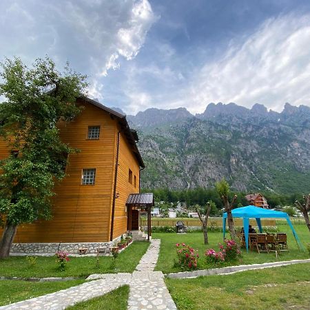 Guesthouse Mehmeti Valbona Exteriör bild