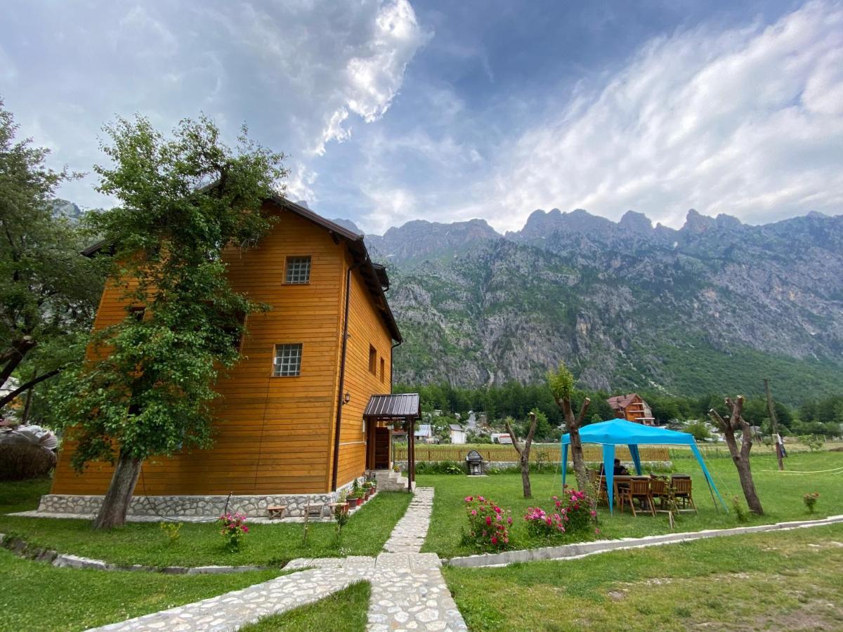 Guesthouse Mehmeti Valbona Exteriör bild