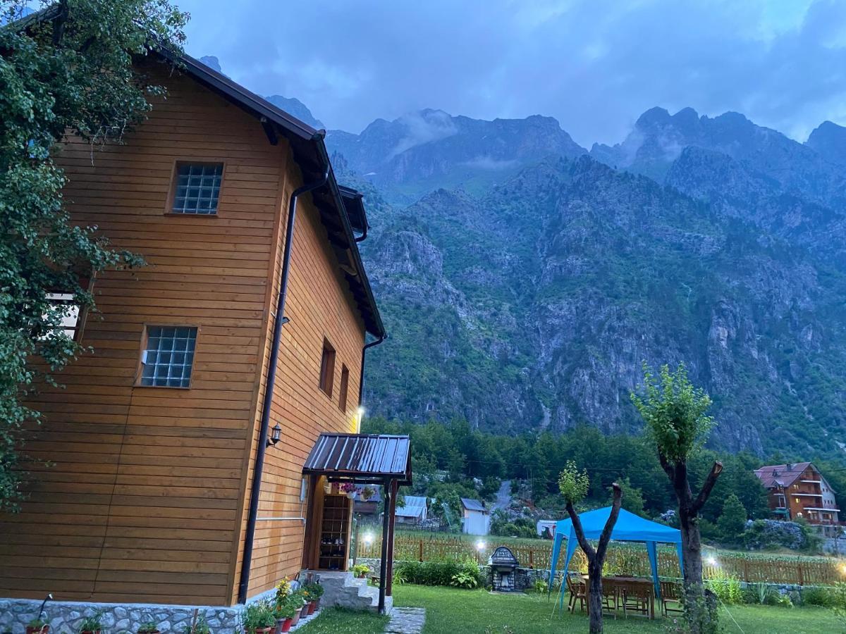 Guesthouse Mehmeti Valbona Exteriör bild