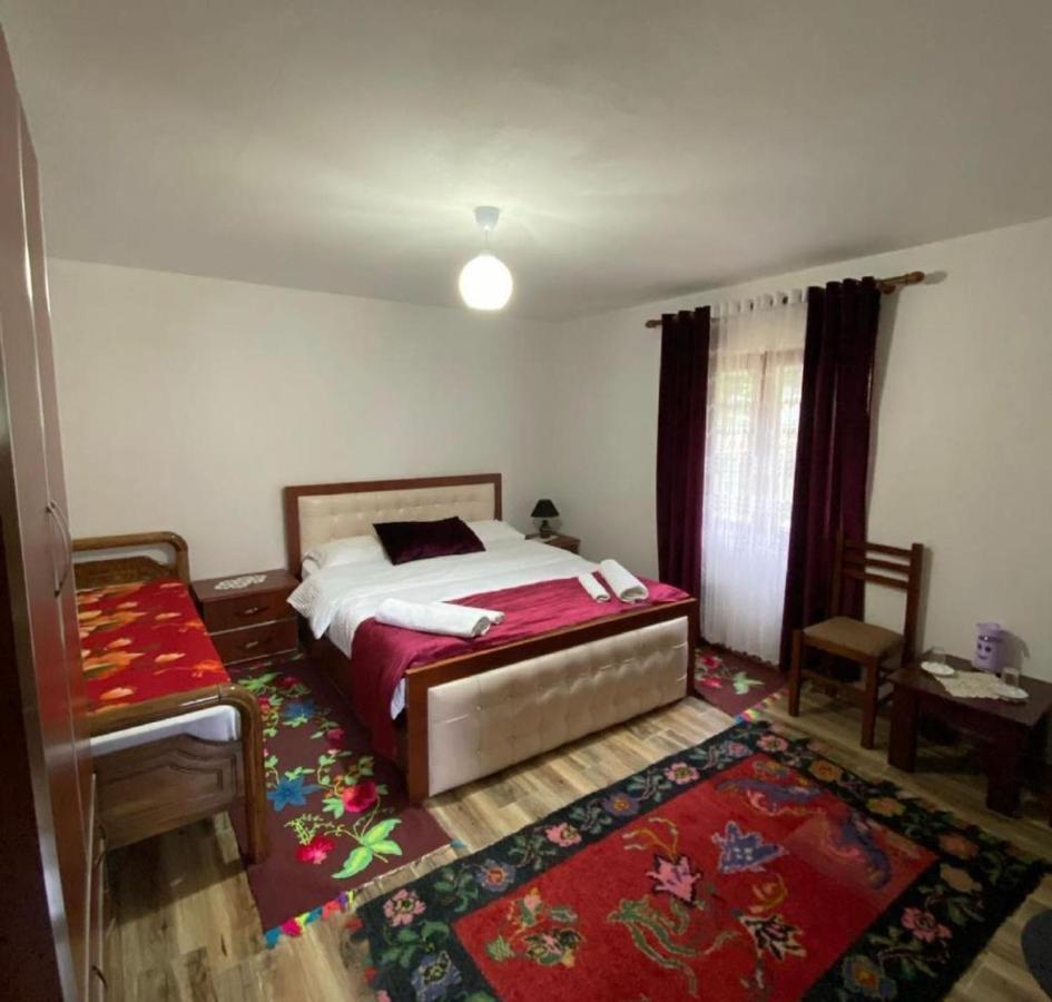 Guesthouse Mehmeti Valbona Exteriör bild