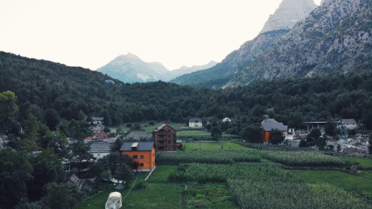 Guesthouse Mehmeti Valbona Exteriör bild